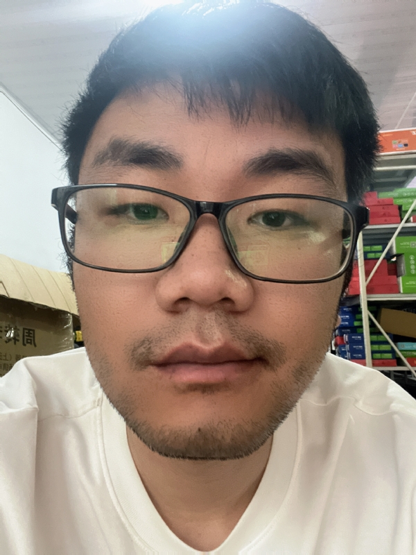 搬砖中的第二张照片--常州中老年相亲网